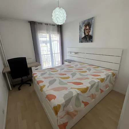 Les Floralies Apartamento